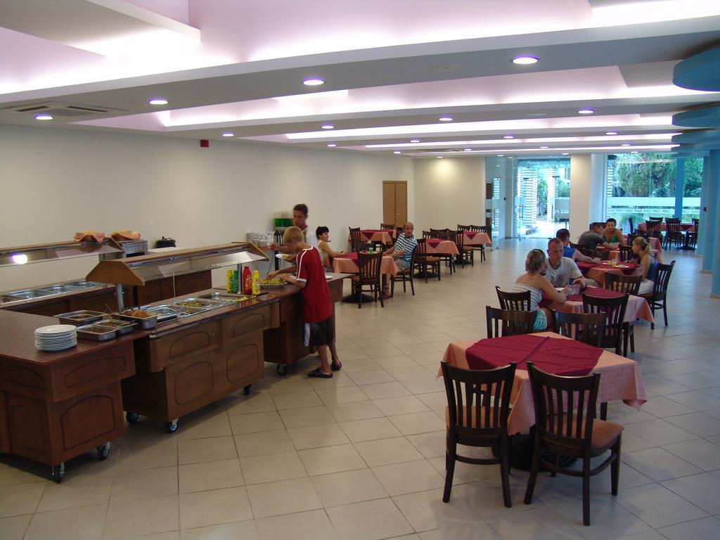 Strandzha Hotel - Free Parking Golden Sands Exterior photo