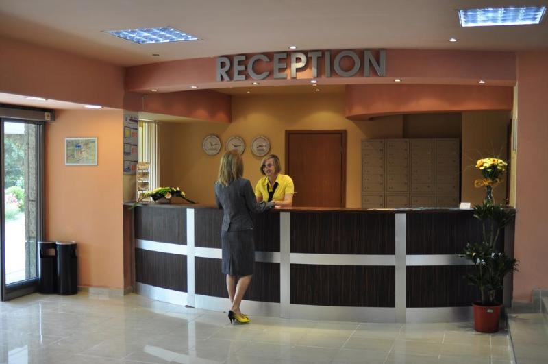 Strandzha Hotel - Free Parking Golden Sands Exterior photo