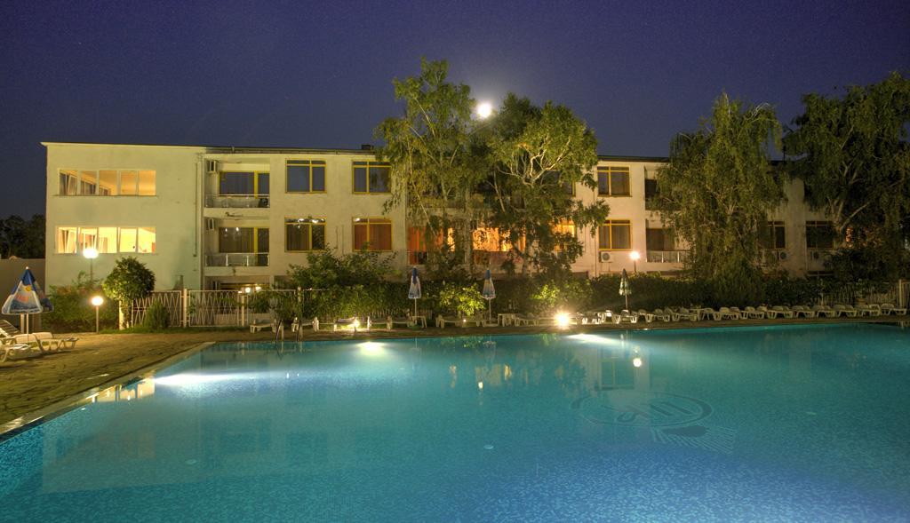Strandzha Hotel - Free Parking Golden Sands Exterior photo